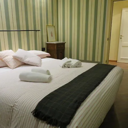 Great Escapes Piazza Vecchia Bergamo